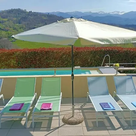 Couette-café La Collina Dei Franchi 2*