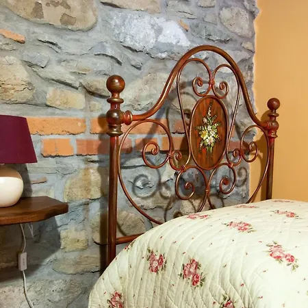 Alojamento de Acomodação e Pequeno-almoço La Collina Dei Franchi